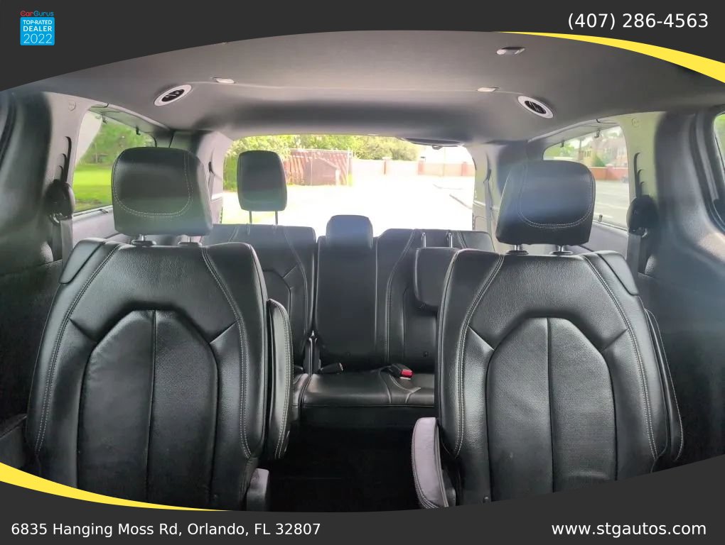 Used 2020 Chrysler Pacifica Touring-L w/ S Appearance Package FWD image 28