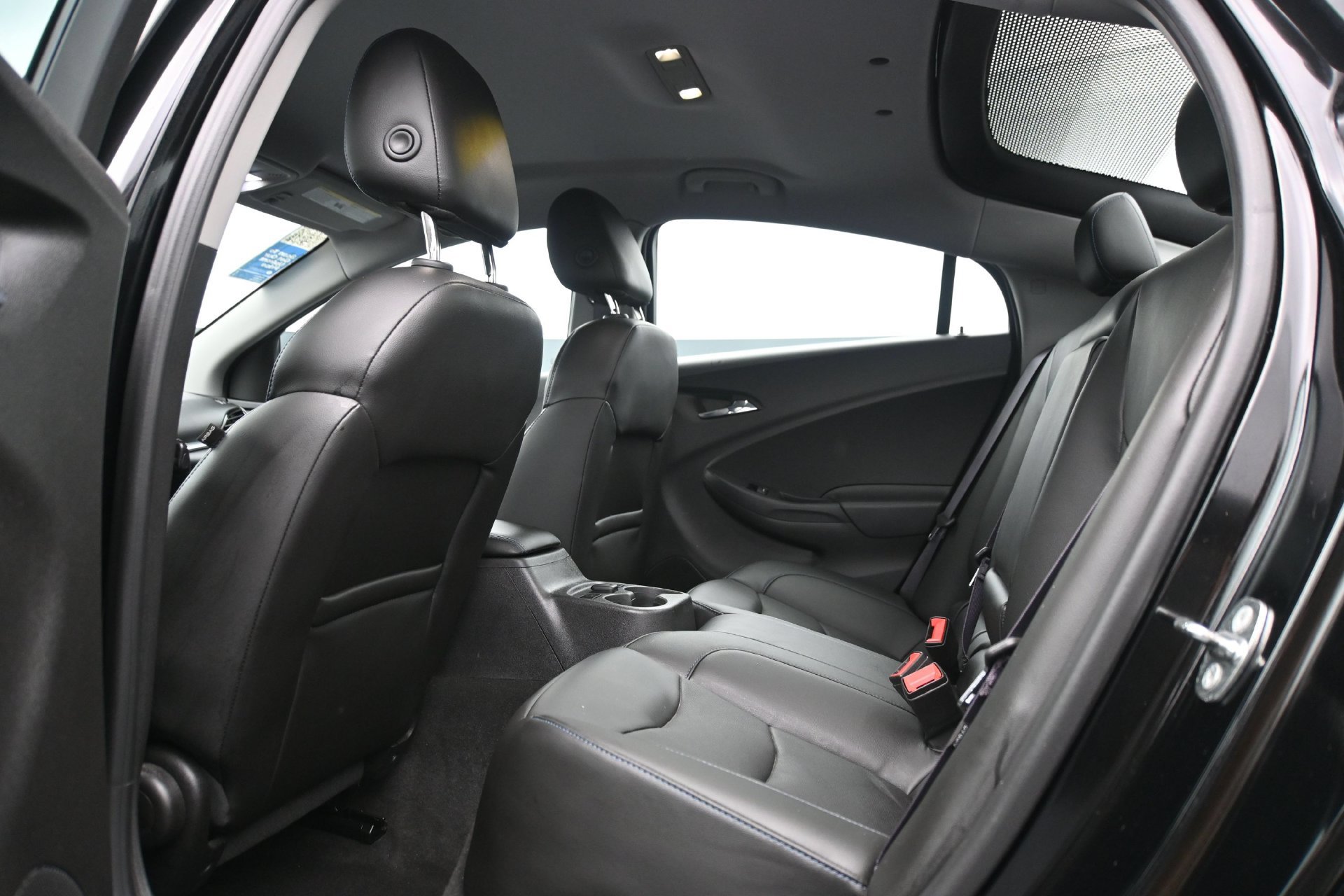 Used 2017 Chevrolet Volt Premier FWD image 15