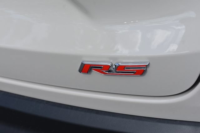 New 2026 Chevrolet Trax RS w/ Sunroof Package FWD image 16