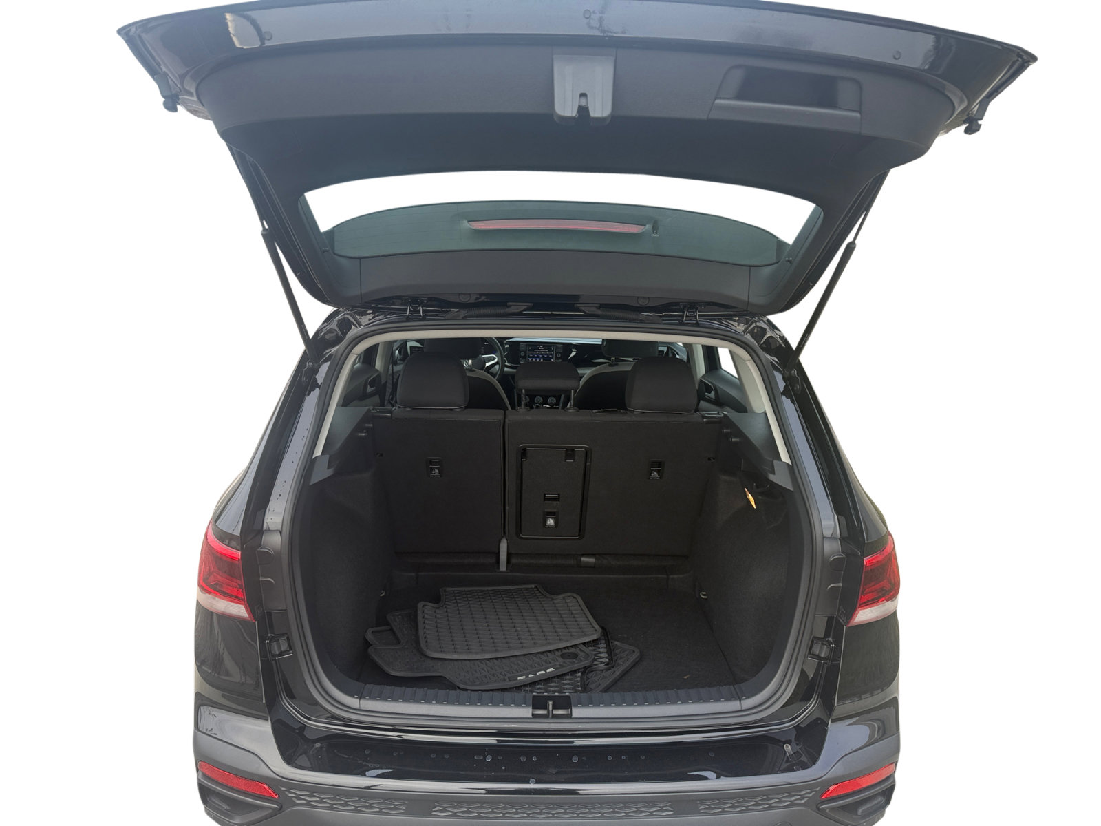 Used 2023 Volkswagen Taos S w/ Driver Assistance Package image 5