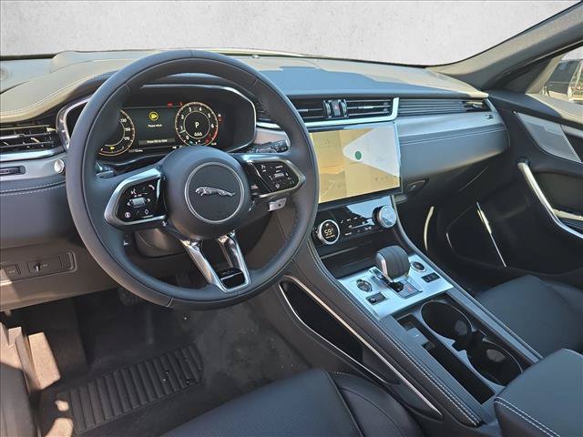 Used 2026 Jaguar F-PACE R-Dynamic S AWD/4WD image 13