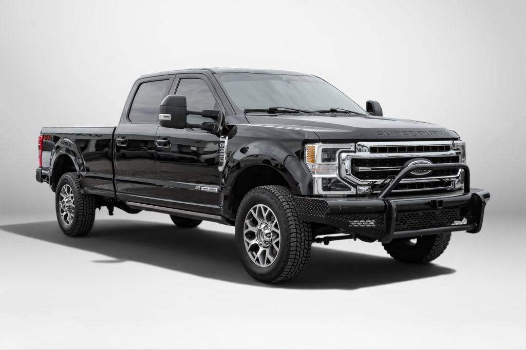 Used 2021 Ford F350 Lariat w/ Lariat Ultimate Package AWD/4WD image 4