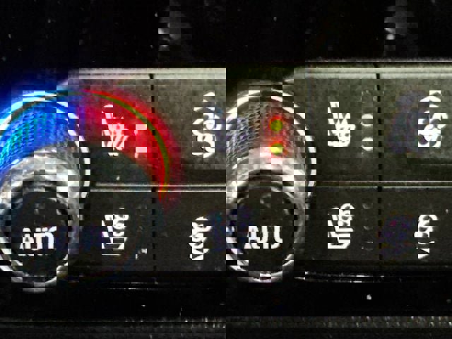 Used 2021 Buick Enclave Avenir w/ Avenir Technology Package image 17