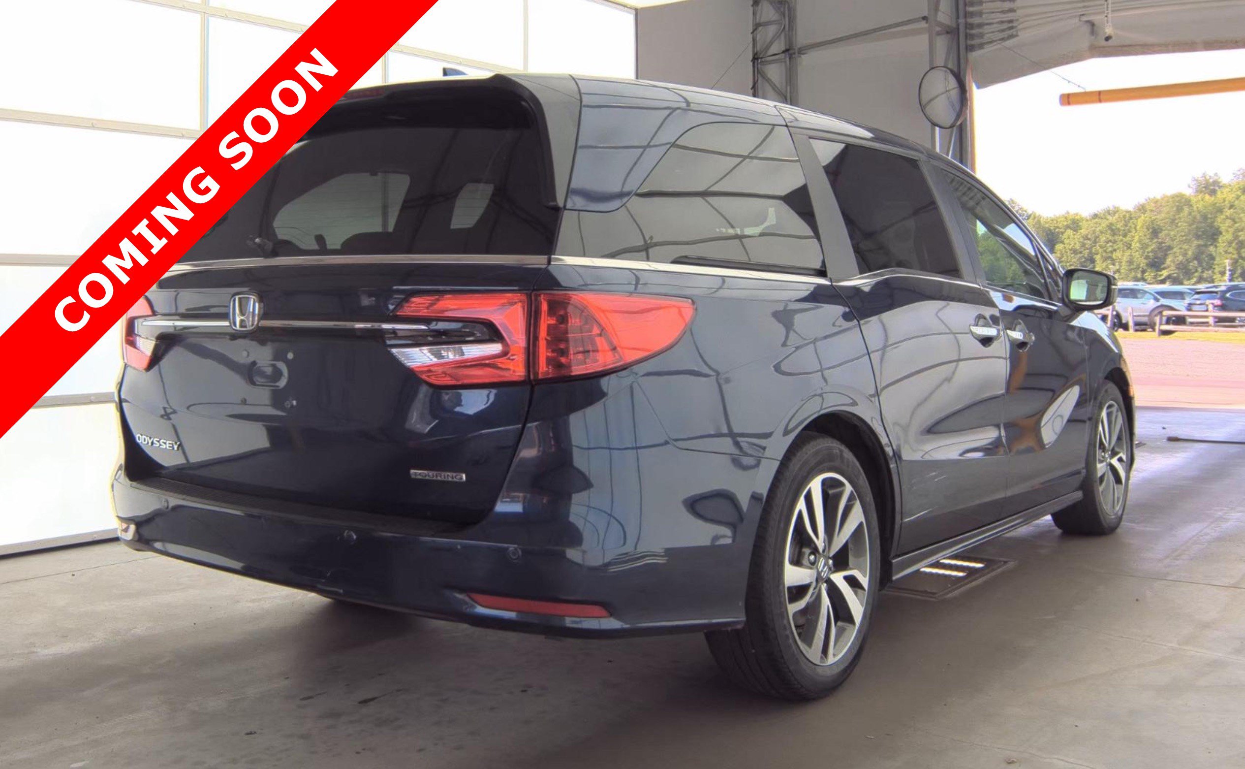 Used 2023 Honda Odyssey Touring image 3