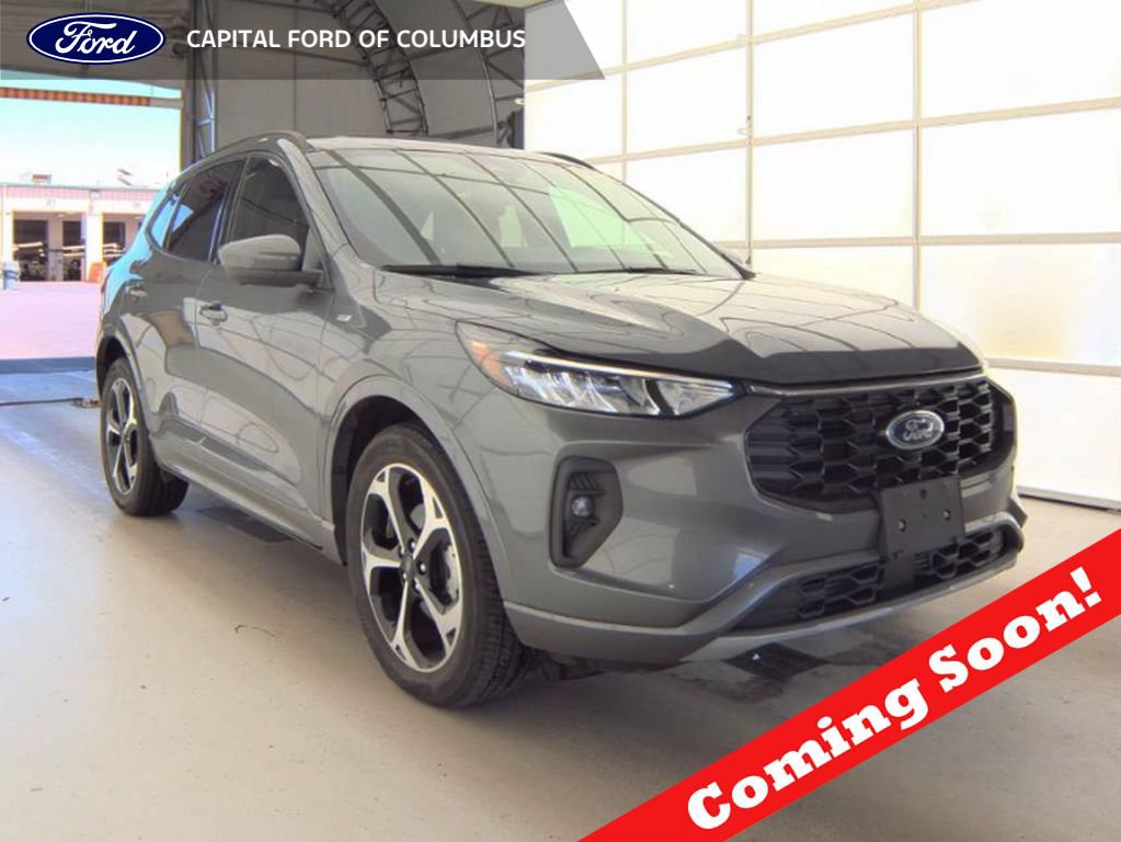 Used 2023 Ford Escape ST-Line Select w/ Tech Pack #2 AWD/4WD image 1