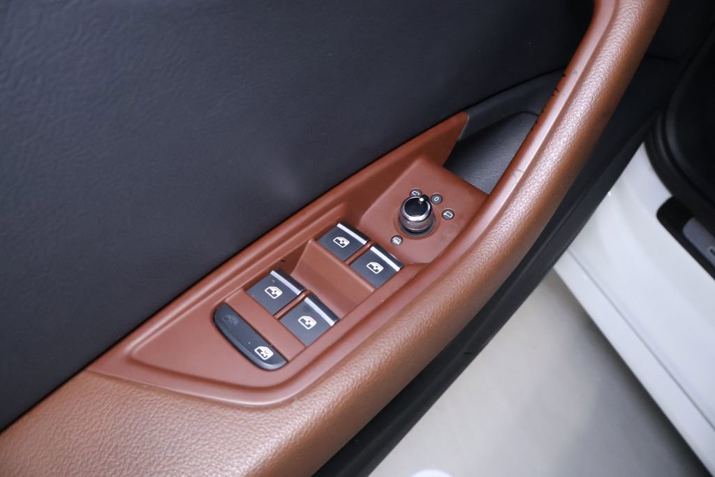 Used 2019 Audi A4 2.0T Premium w/ Convenience Package image 14