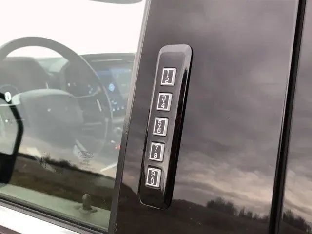 Used 2021 Ford F150 Platinum w/ Max Trailer Tow Package image 36