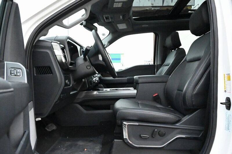 Used 2023 Ford F350 Lariat w/ Lariat Ultimate Package AWD/4WD image 18