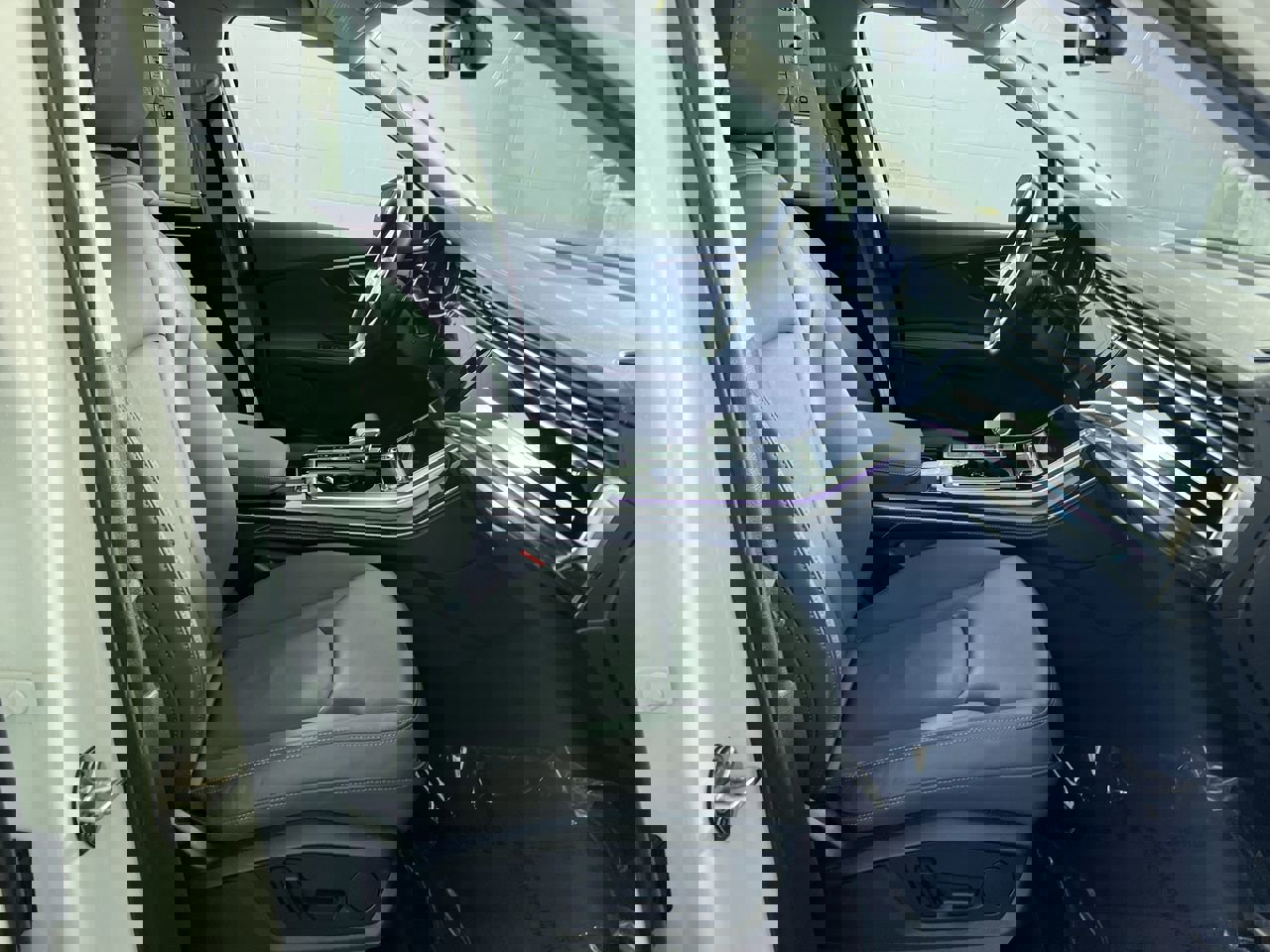 Used 2025 Audi Q7 3.0T Premium Plus image 32