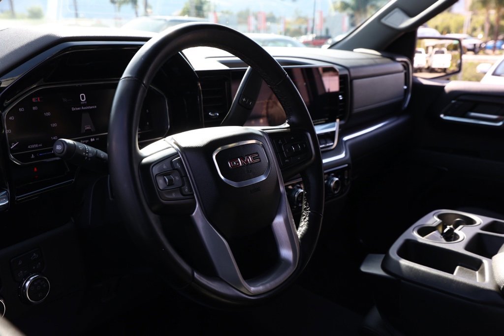 Used 2024 GMC Sierra 1500 SLT image 14