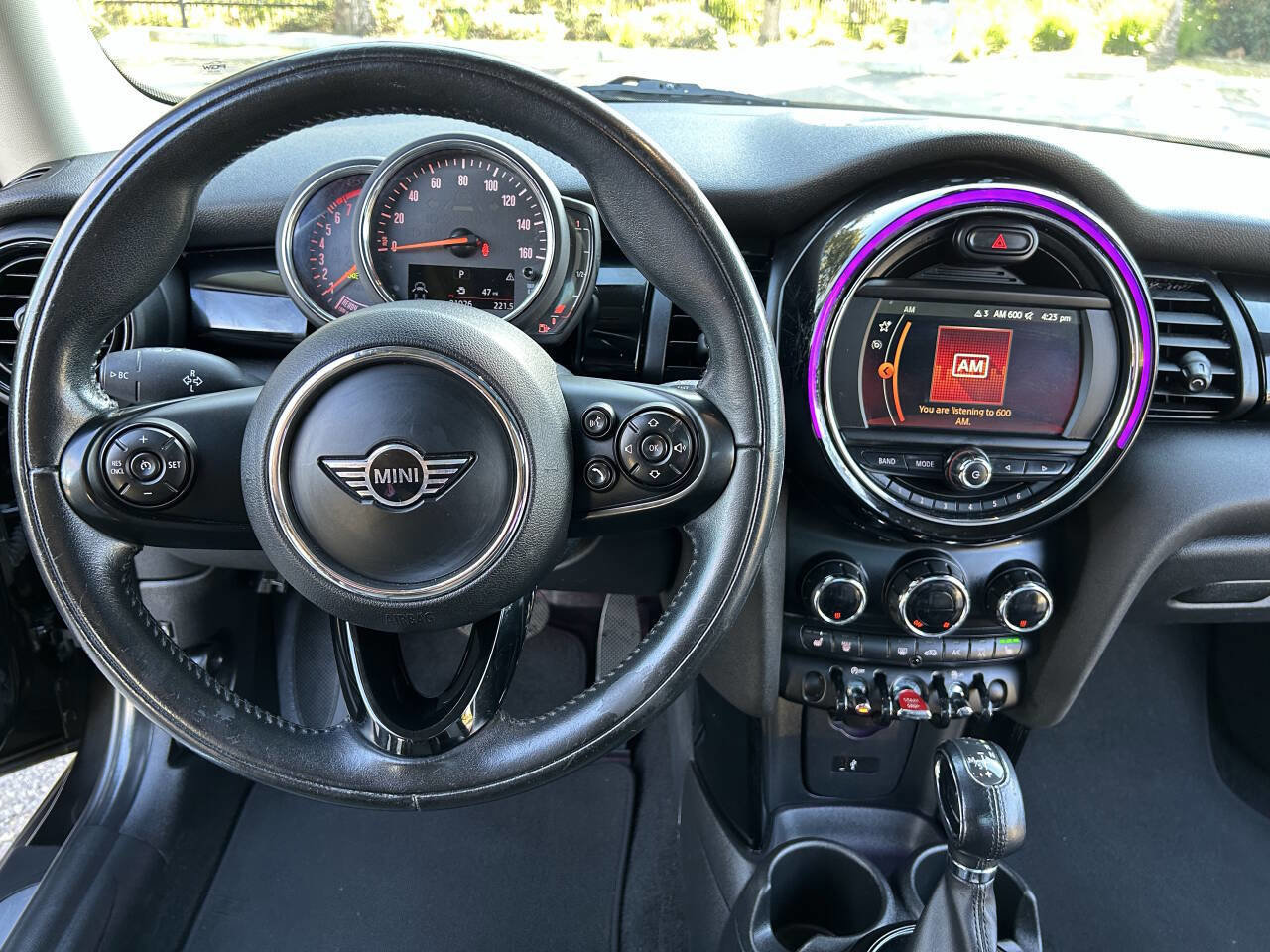 Used 2019 MINI Cooper 2-Door Hardtop image 34