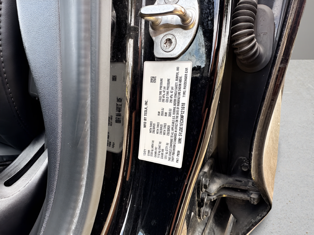 Used 2022 Tesla Model 3 Performance AWD/4WD image 28