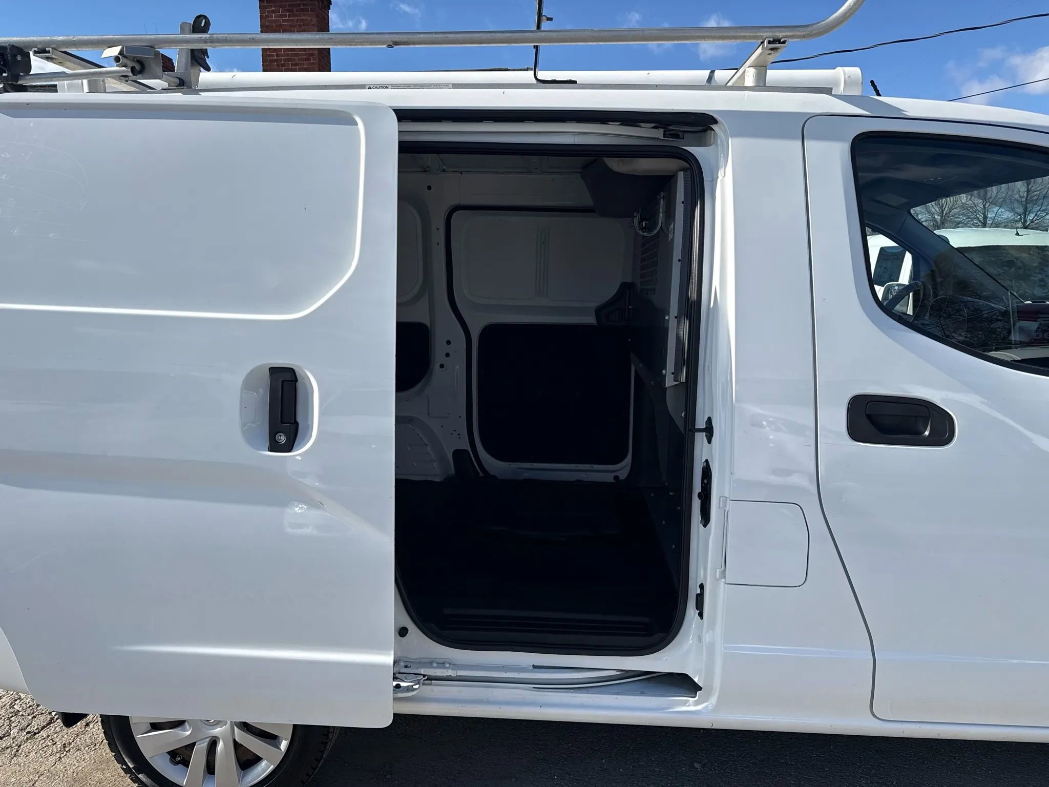 Used 2019 Nissan NV200 SV w/ Navigation Package image 36