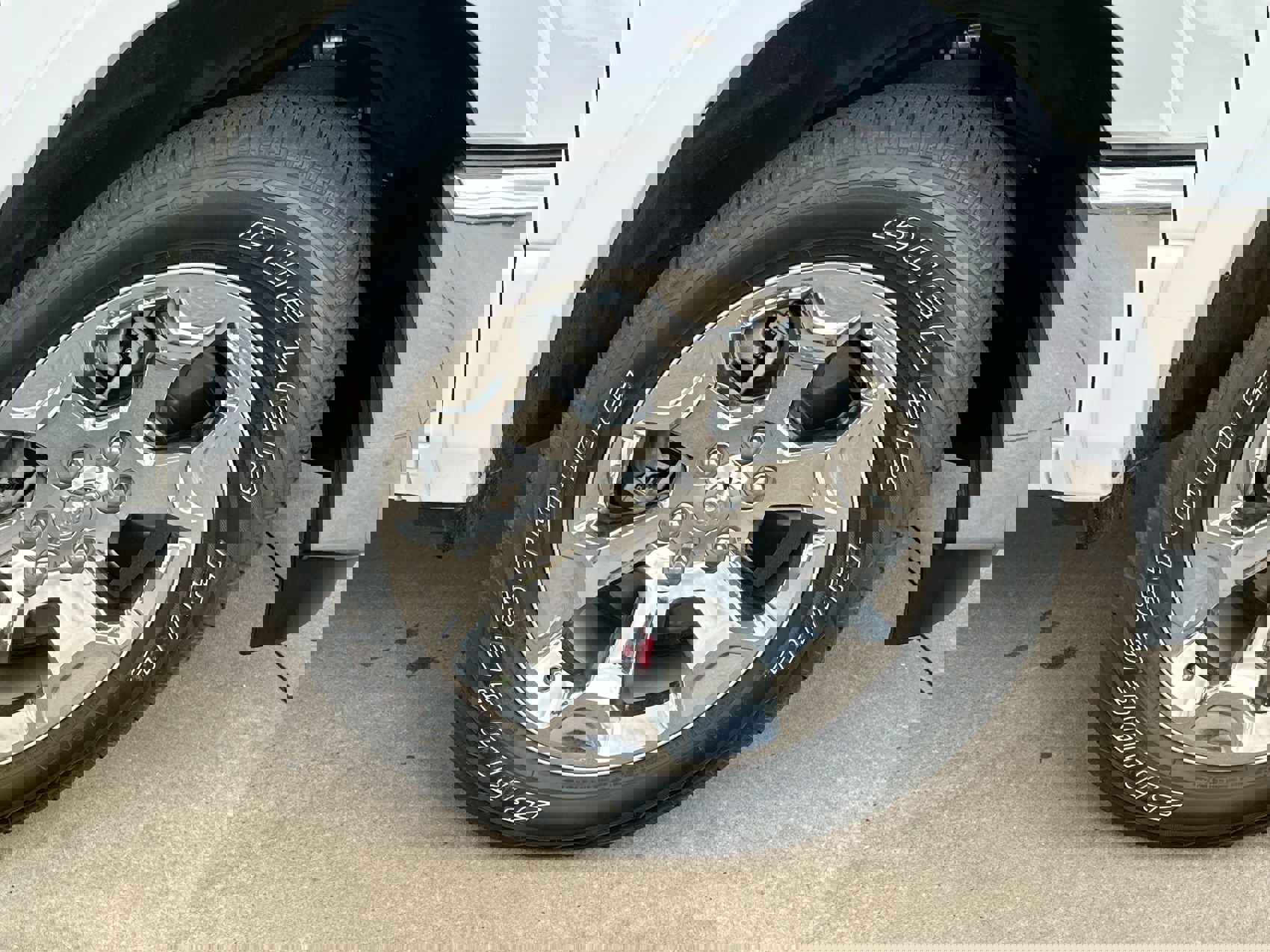 Used 2025 RAM 1500 Lone Star image 10