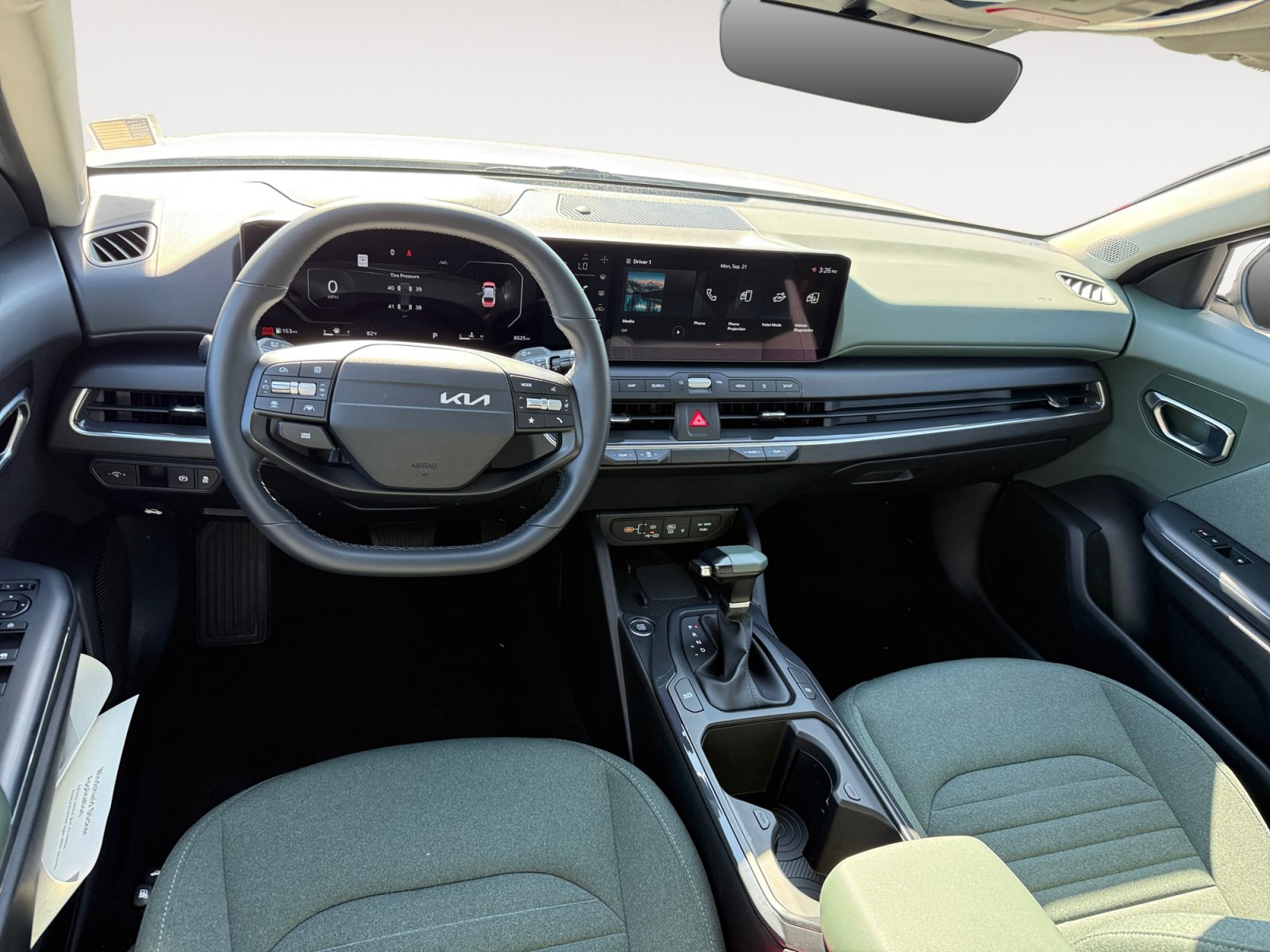 Certified 2025 Kia K4 EX FWD image 15