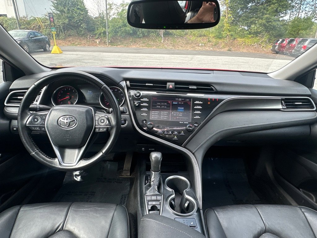 Used 2019 Toyota Camry XSE image 23