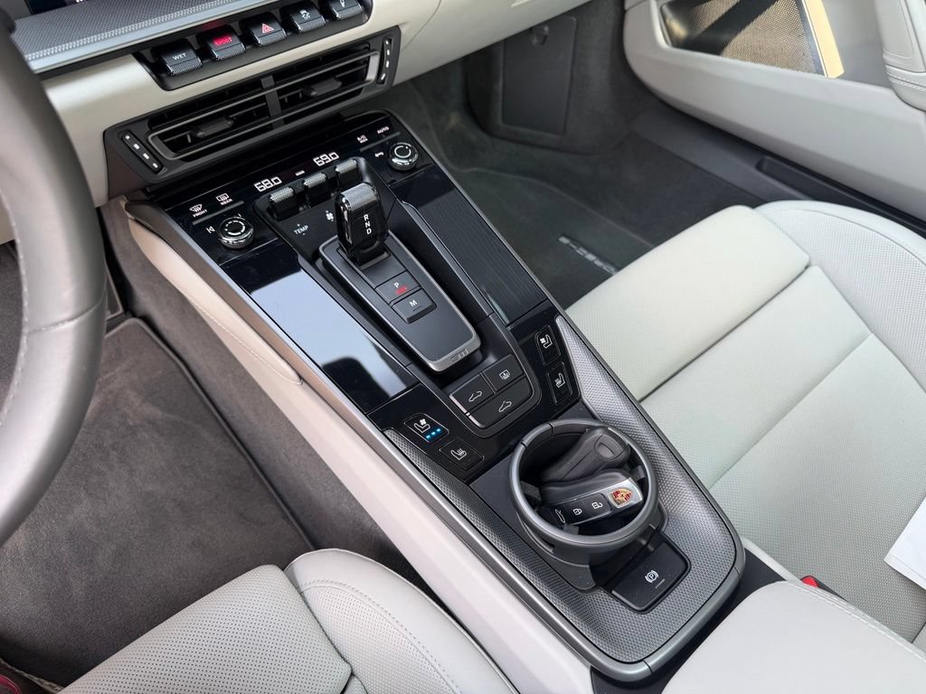 Certified 2020 Porsche 911 Carrera 4S AWD/4WD image 23