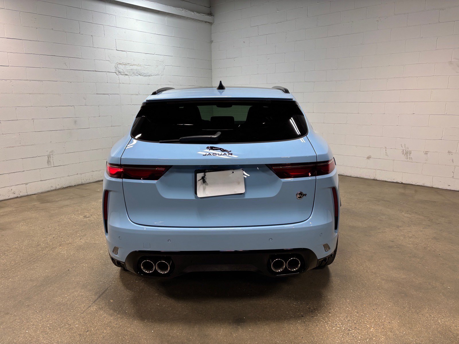 New 2026 Jaguar F-PACE SVR 575 Edition AWD/4WD image 8