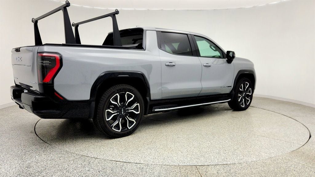 Used 2025 GMC Sierra EV Denali AWD/4WD image 5
