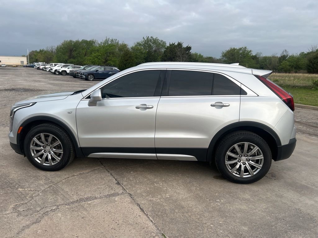 Used 2020 Cadillac XT4 Premium Luxury w/ Cold Weather Package image 9