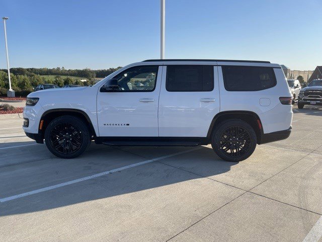 New 2025 Jeep Wagoneer Series II w/ Convenience Group I