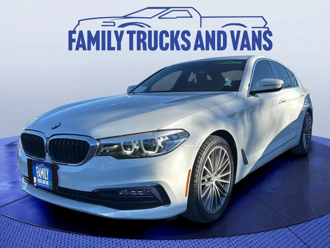 Used 2018 BMW 530i xDrive image 1