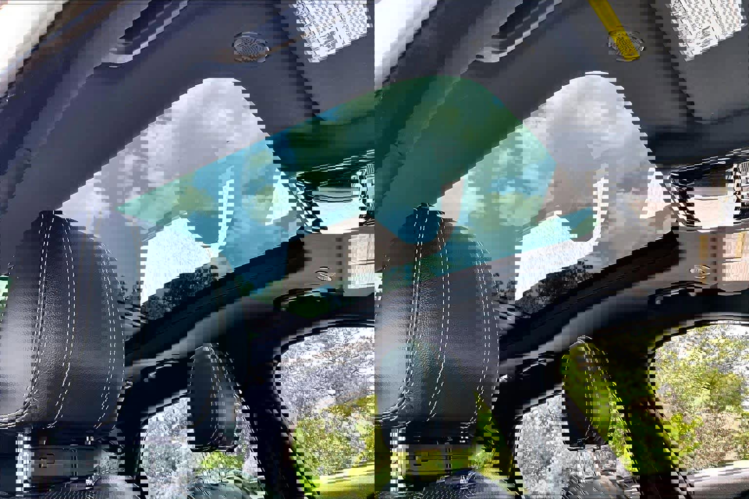 Used 2022 Land Rover Range Rover Velar R-Dynamic S AWD/4WD image 13