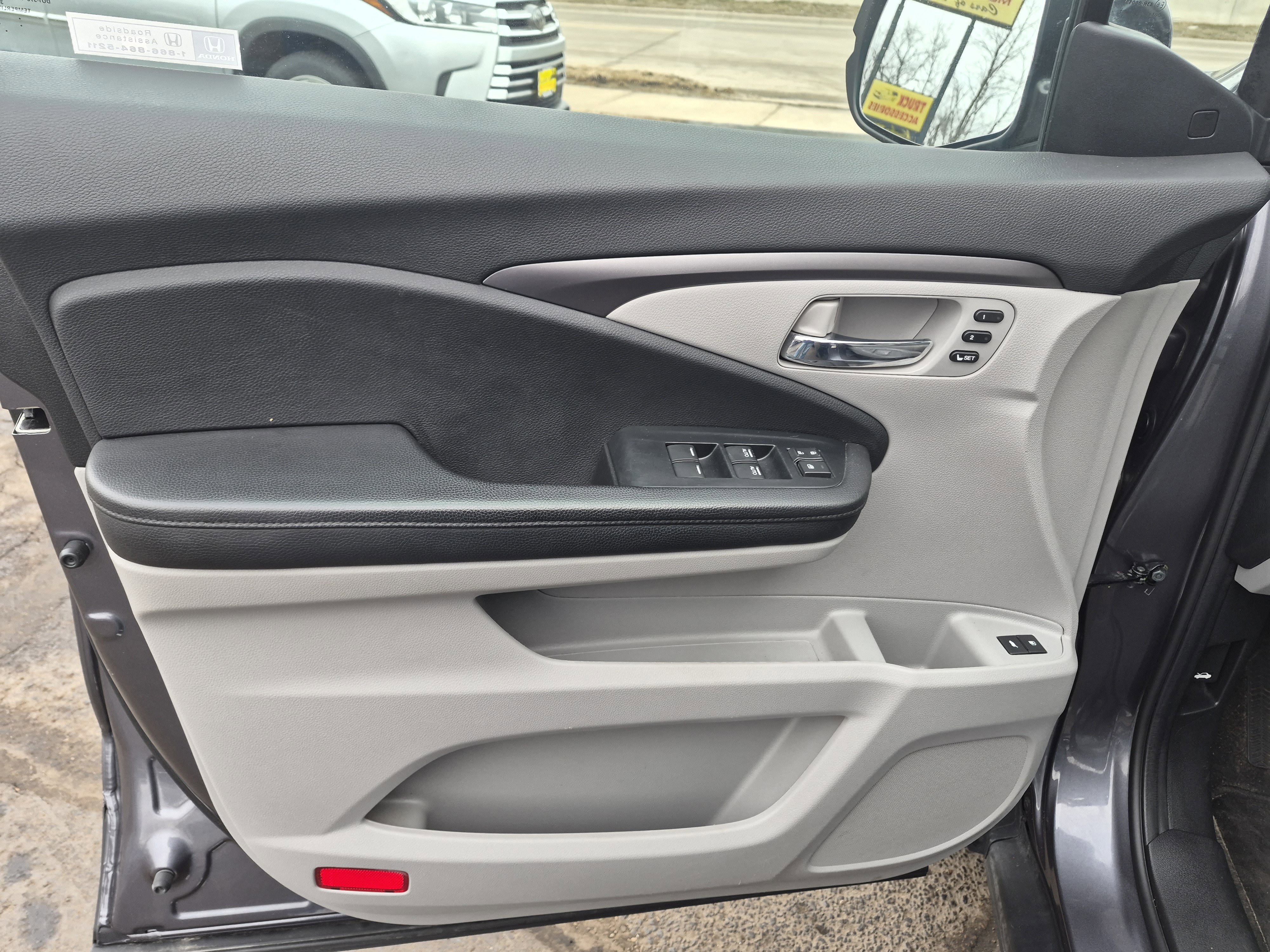 Used 2021 Honda Pilot EX-L image 10