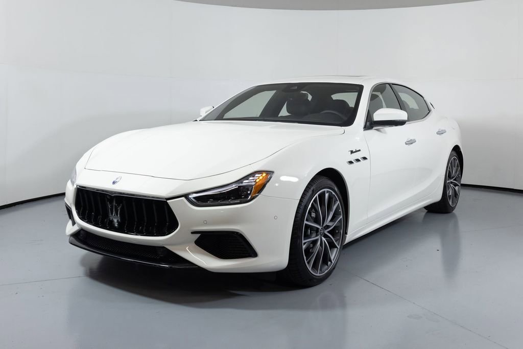 Used 2023 Maserati Ghibli Modena image 7