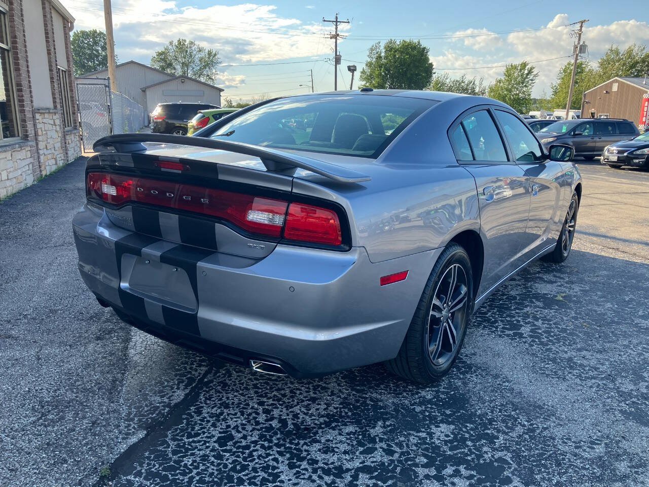 Used 2014 Dodge Charger SXT w/ Driver Confidence Group (AJG) AWD/4WD image 3