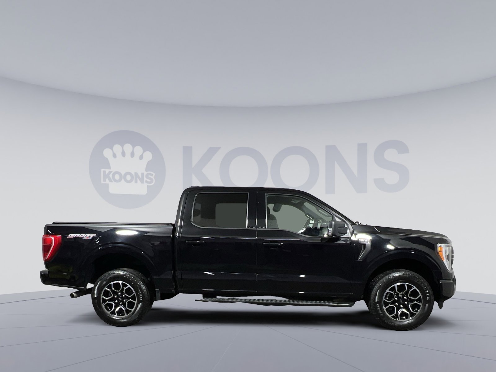 Used 2023 Ford F150 XLT w/ Equipment Group 302A High image 4