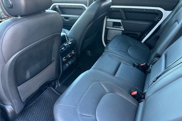 Used 2023 Land Rover Defender 130 SE image 11