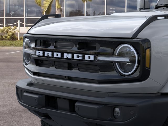 New 2026 Ford Bronco Outer Banks AWD/4WD image 19