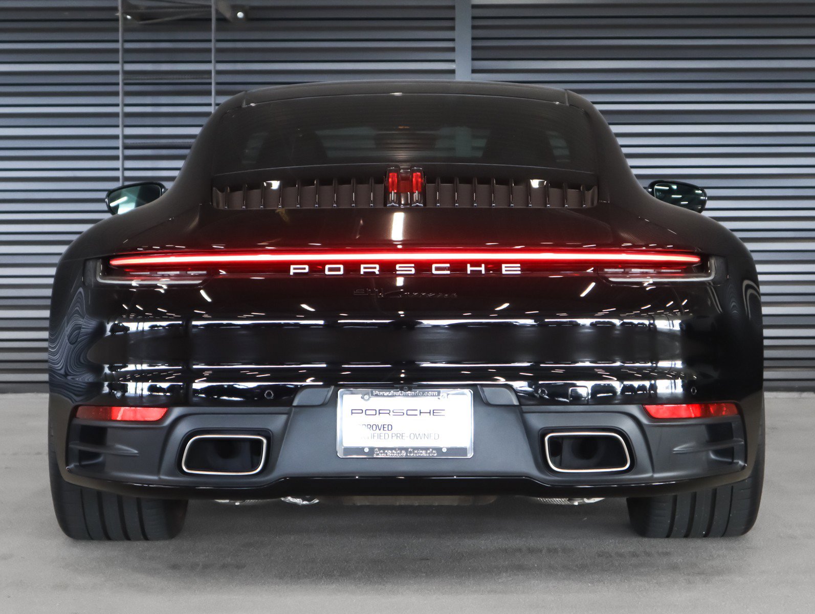 Used 2022 Porsche 911 Carrera RWD image 9