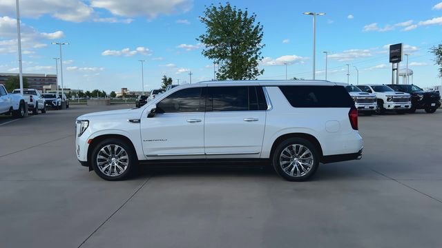 Used 2023 GMC Yukon XL Denali w/ Denali Reserve Package image 6