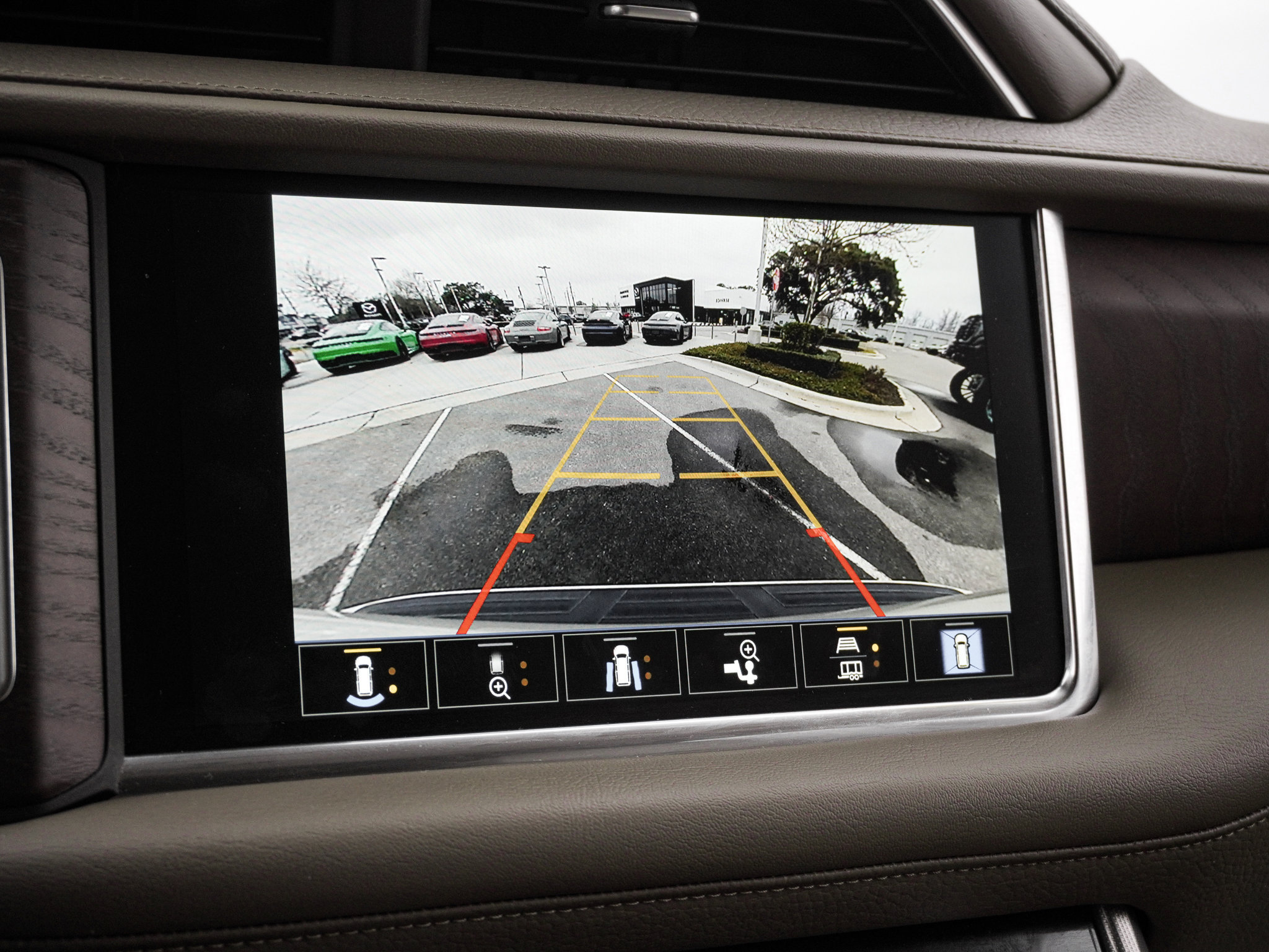 Used 2022 GMC Yukon XL Denali image 26