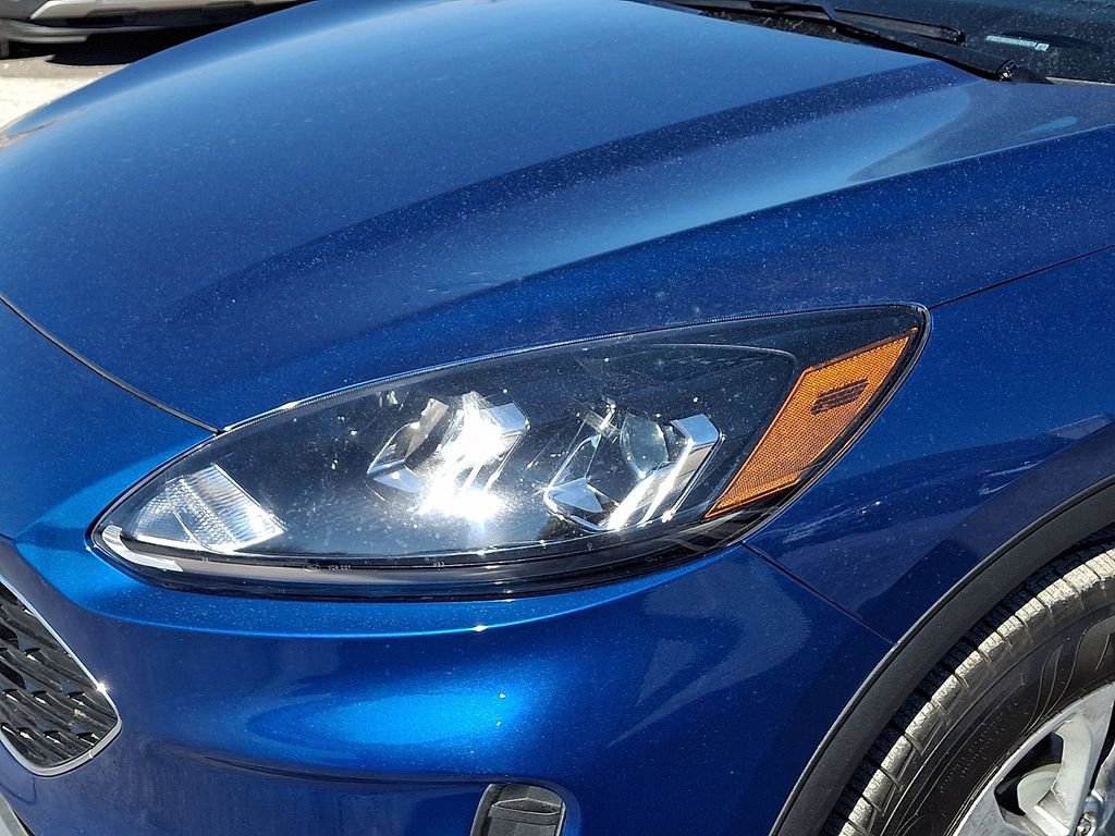 Certified 2022 Ford Escape SE w/ Cold Weather Package image 9