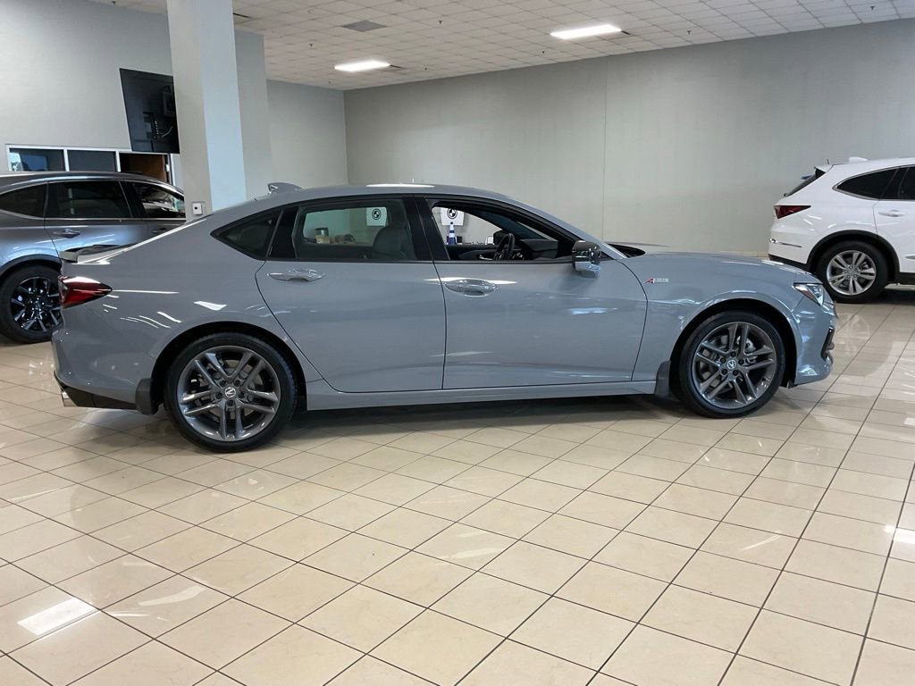 Used 2025 Acura TLX SH-AWD w/ A-SPEC Pkg image 7