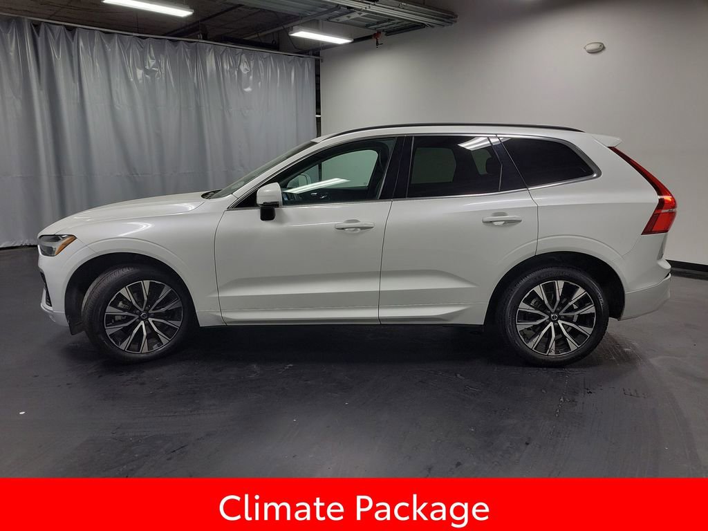 Used 2023 Volvo XC60 B5 Core w/ Climate Package image 5