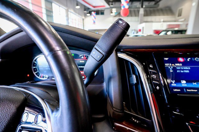 Used 2016 Cadillac Escalade Luxury AWD/4WD image 36
