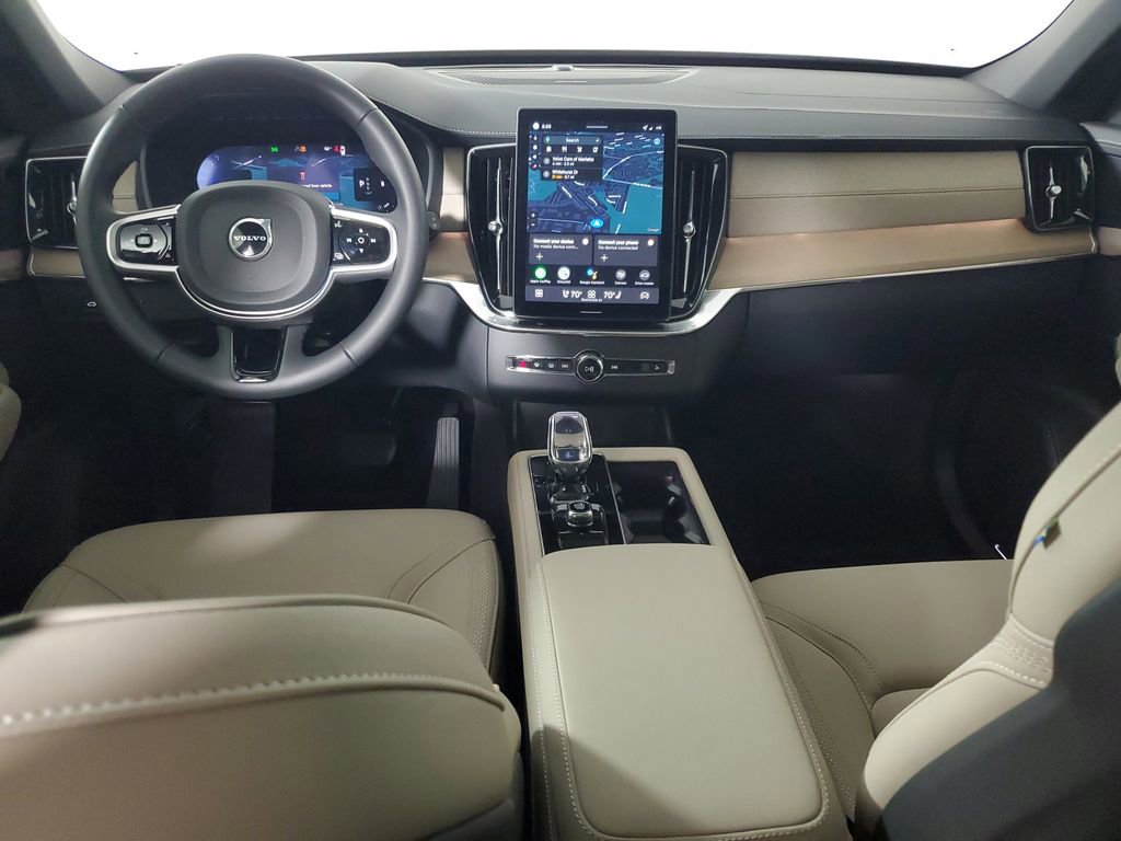 Certified 2026 Volvo XC90 B6 Plus w/ Protection Package Premier image 15