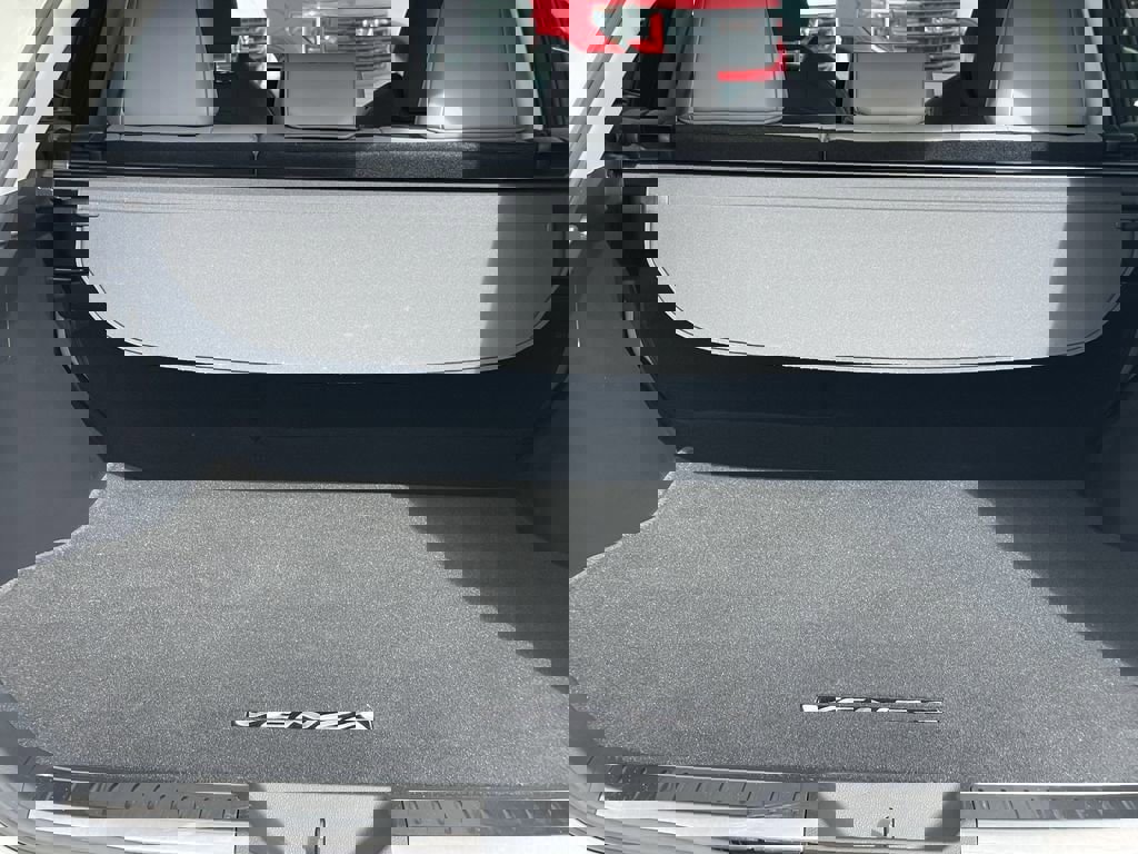 Used 2021 Toyota Venza XLE w/ Softex Package image 10