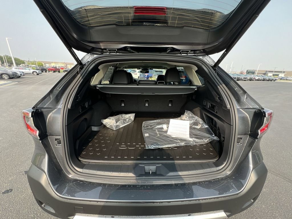 New 2025 Subaru Outback Touring XT image 27