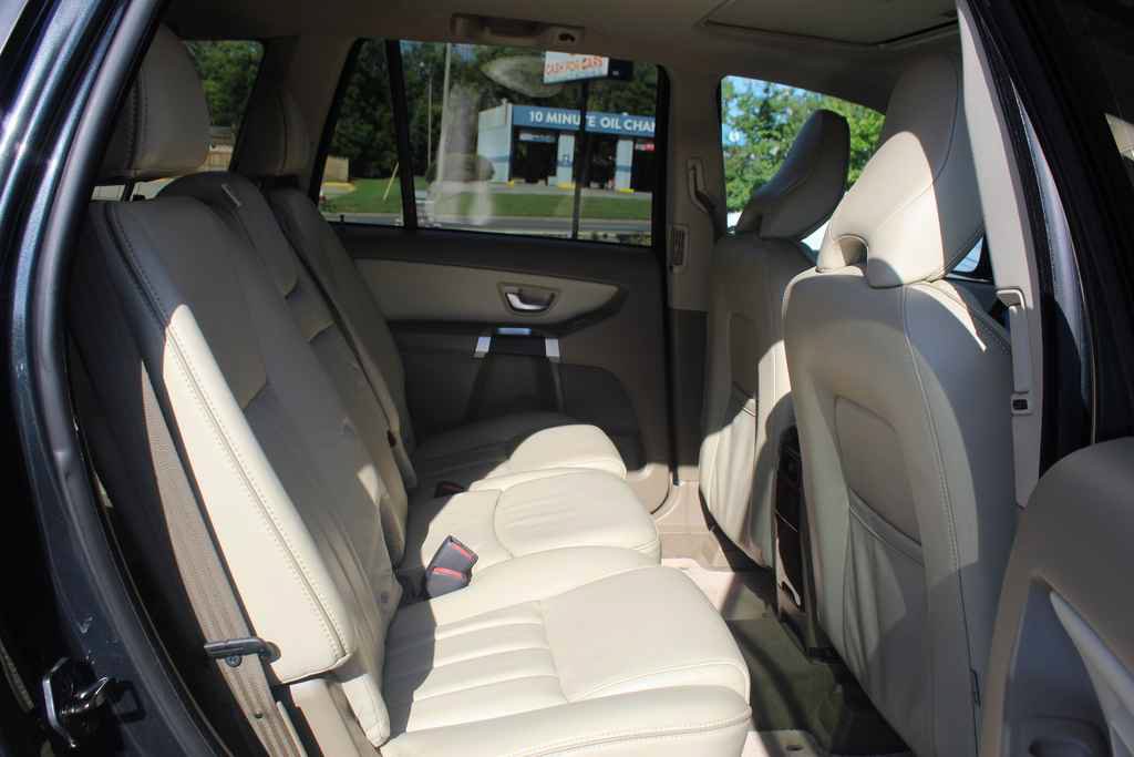 Used 2013 Volvo XC90 3.2 AWD/4WD image 30