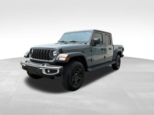 Used 2024 Jeep Gladiator Sport AWD/4WD image 4