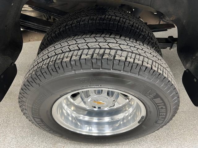 Used 2024 Chevrolet Silverado 3500 High Country w/ High Country Premium Package AWD/4WD image 17