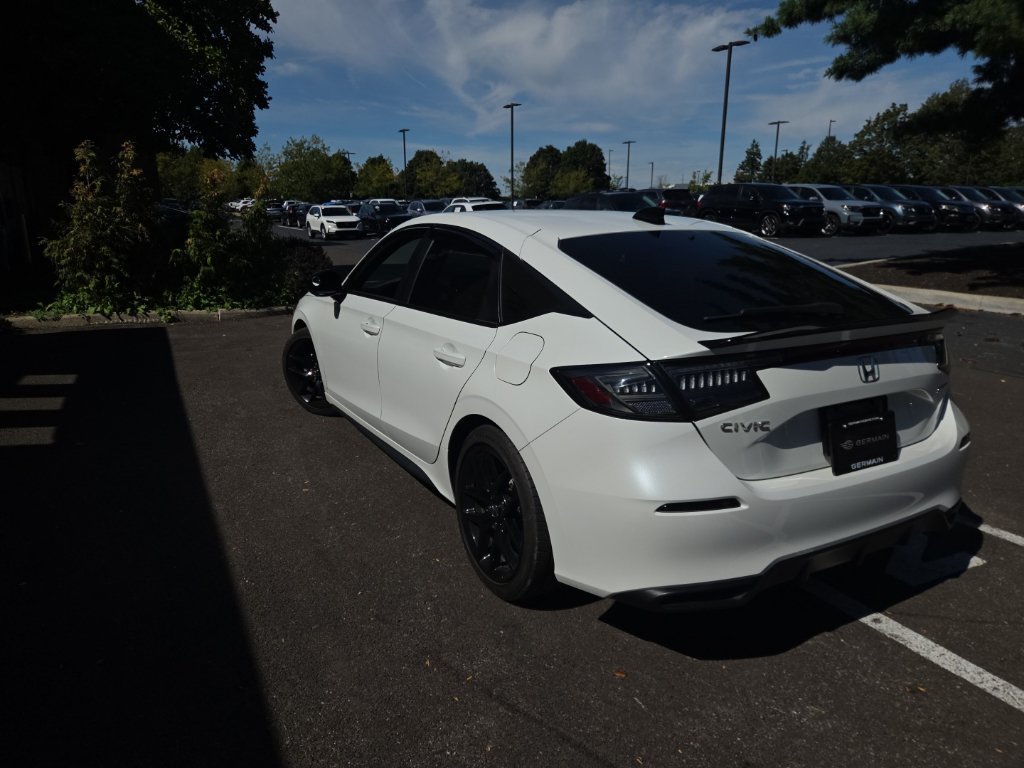 Used 2024 Honda Civic Sport image 10