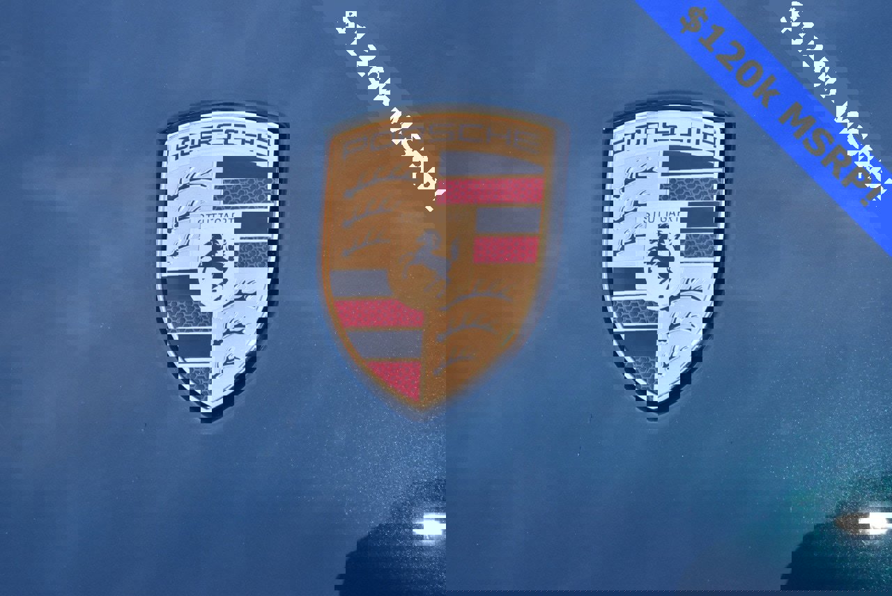 Used 2025 Porsche Cayenne image 39