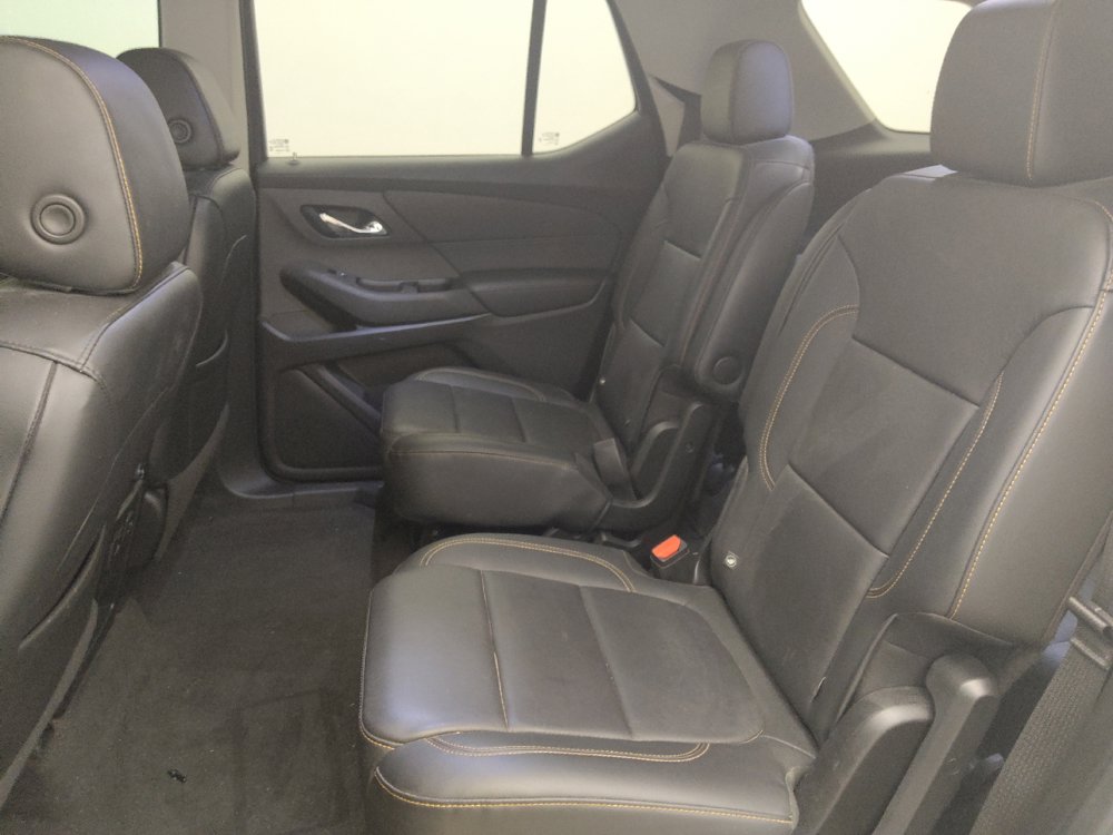 Used 2020 Chevrolet Traverse RS FWD image 18