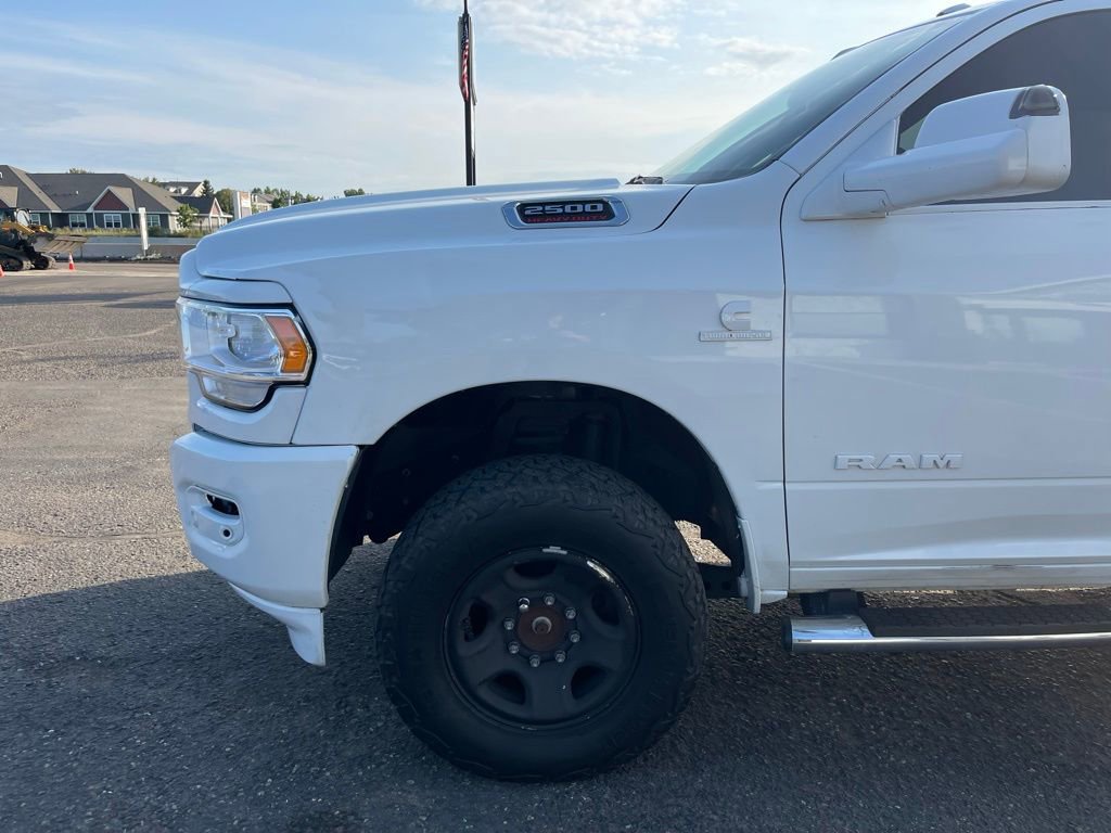 Used 2022 RAM 2500 Tradesman w/ Chrome Appearance Group AWD/4WD image 11